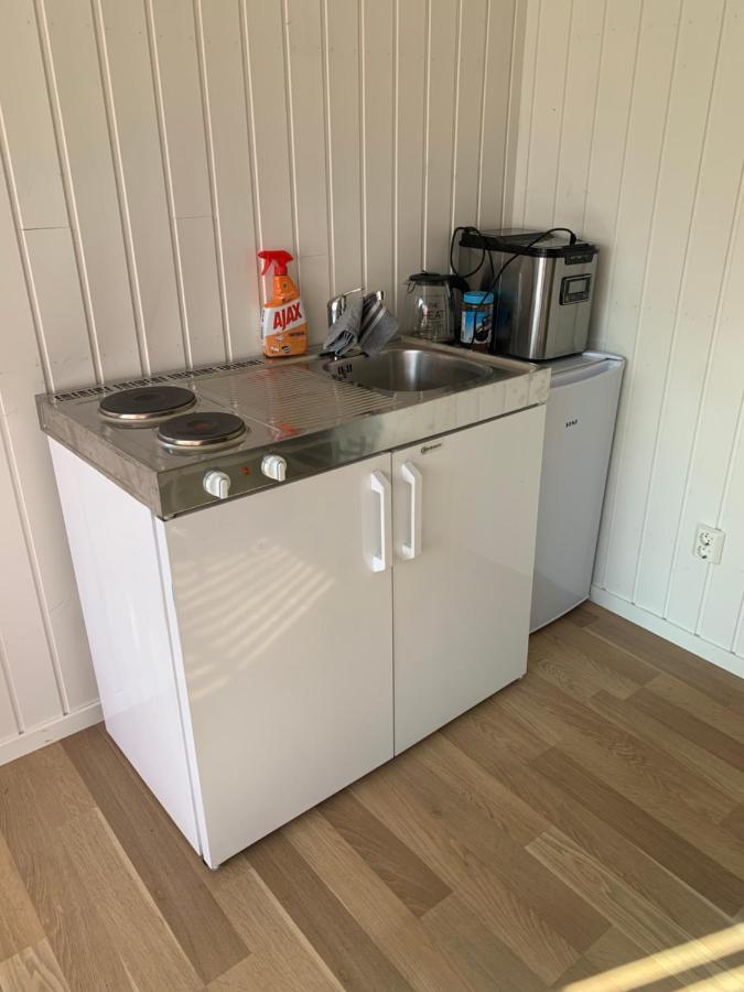 Sjarmerende Gjestehus Med Stor Hage I Sandvika Eksteriør billede